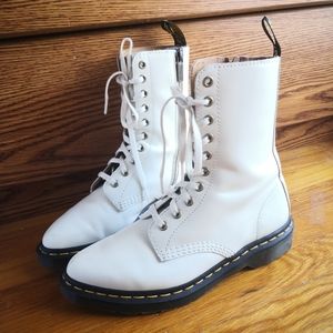 White Alix 10 eye Dr martens rare boots